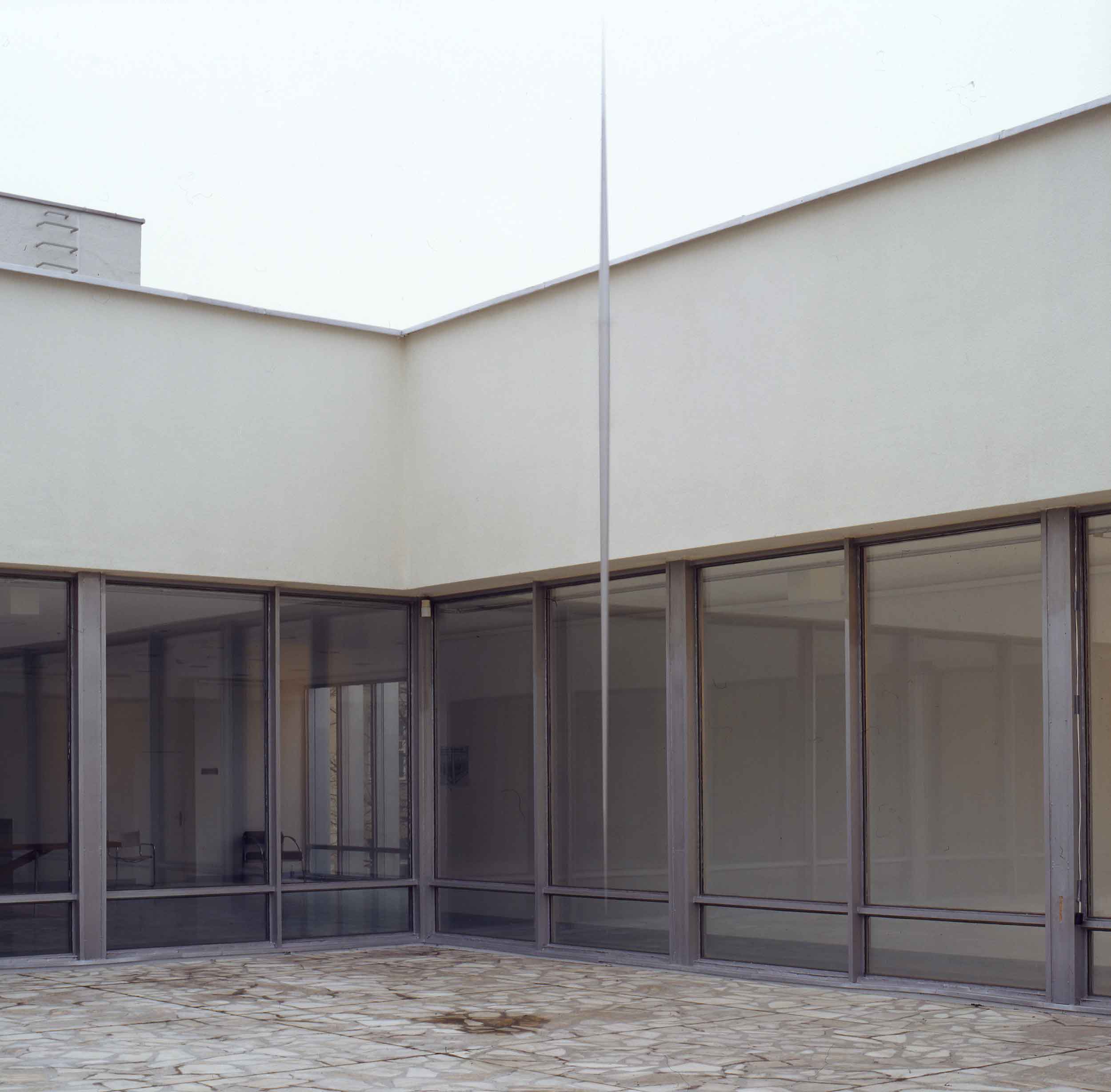 Kinetic Installation: building of exhibition space from outside