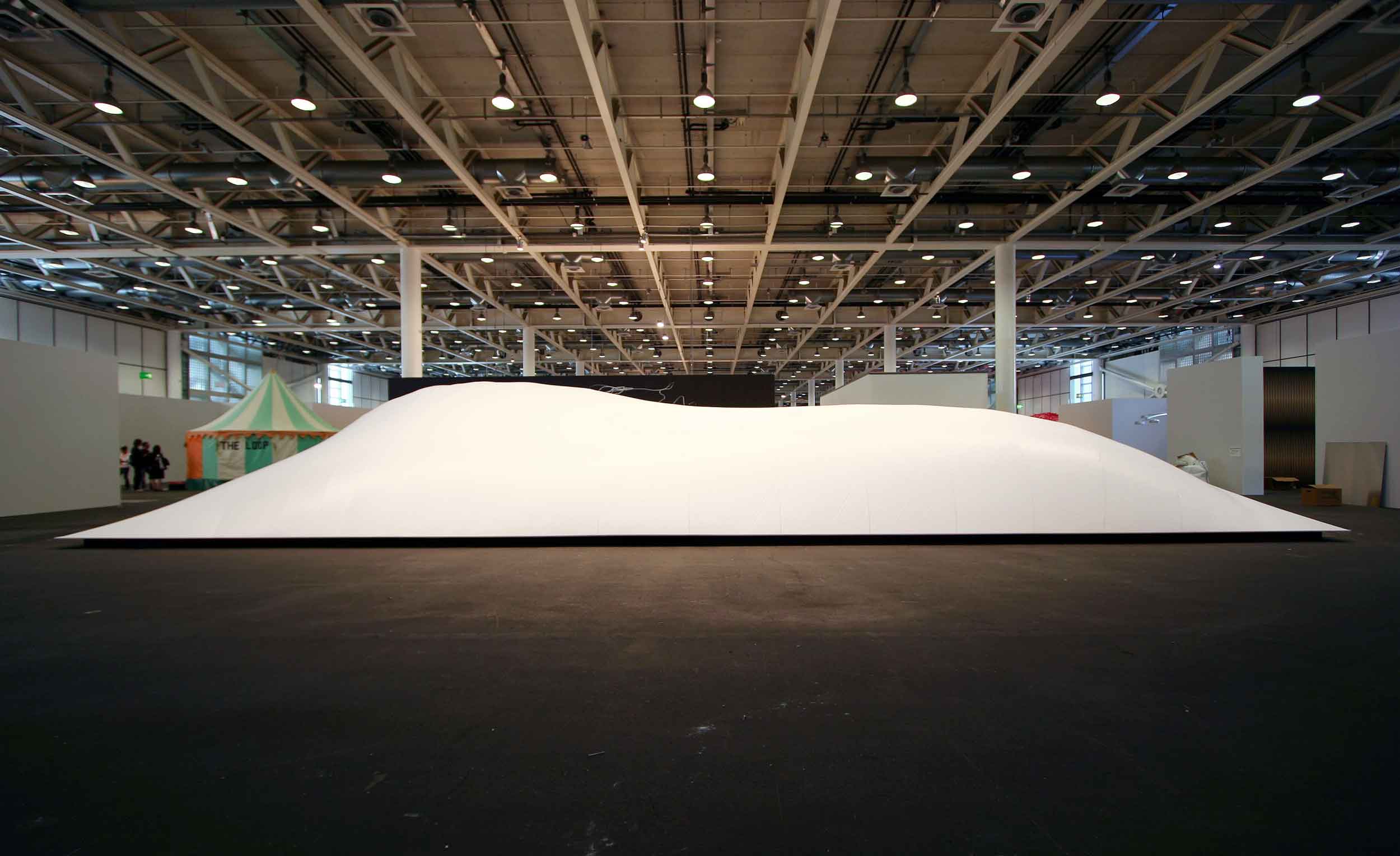 Pneumatic Landscape: side view