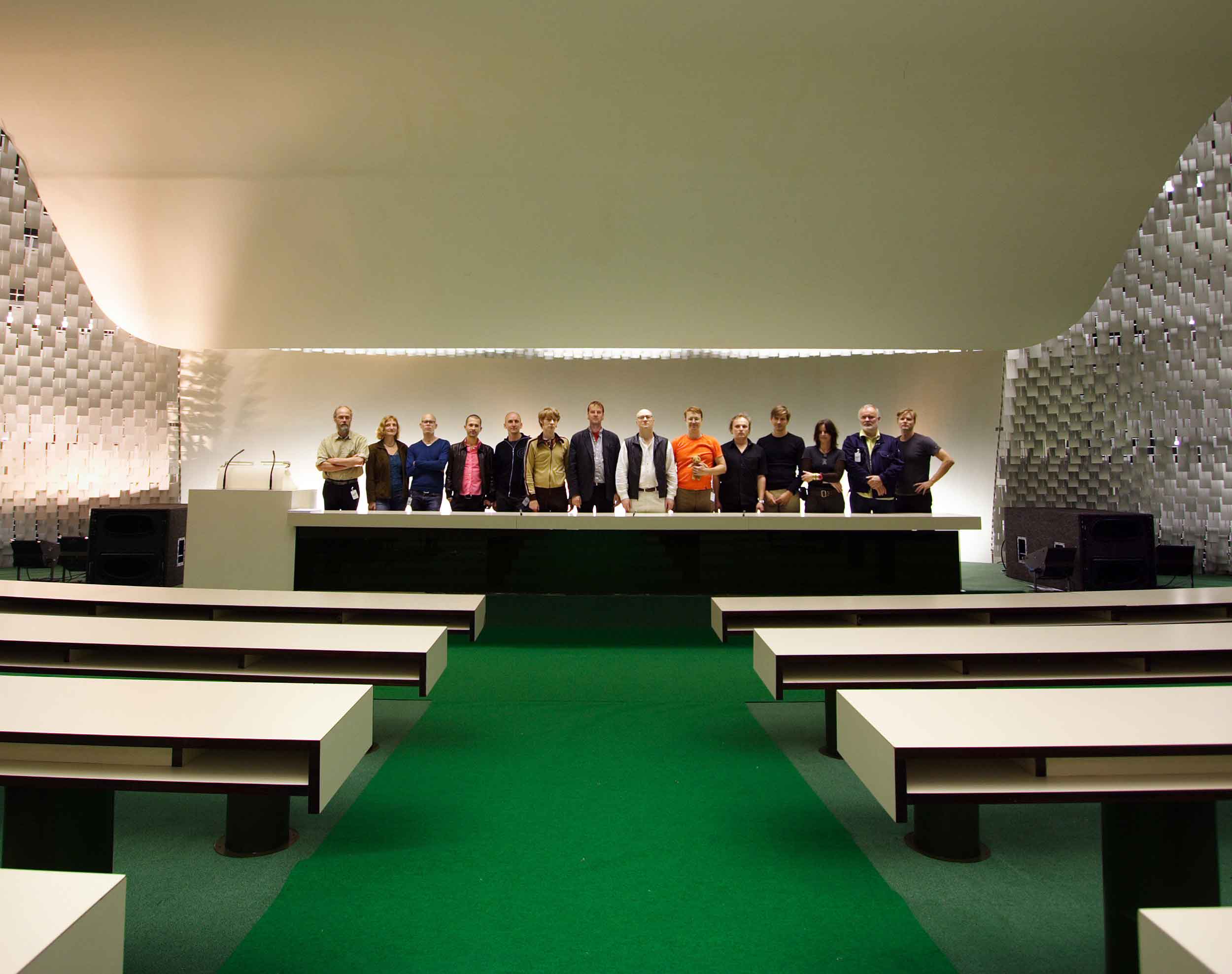 Freq_out 3: group photo
