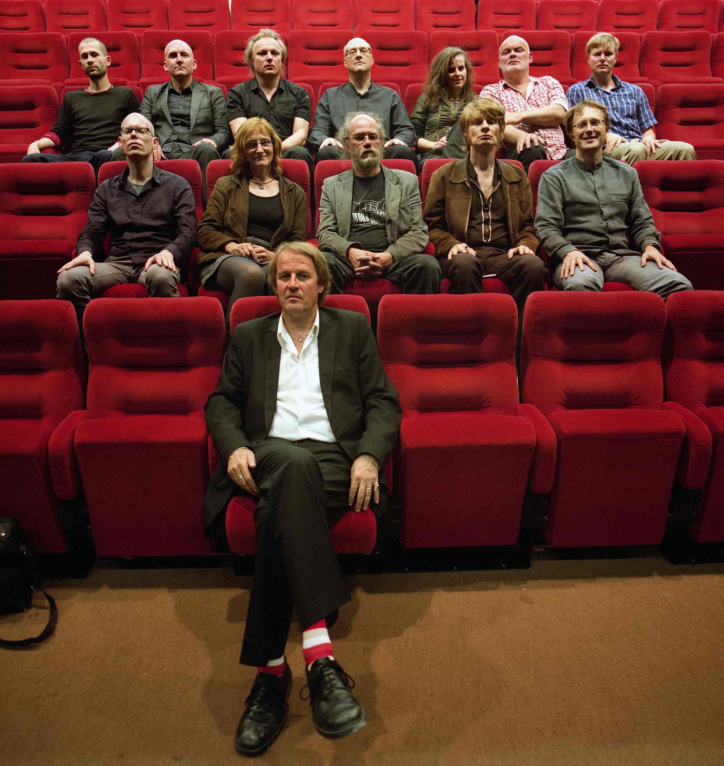 Freq_out 7: group photo