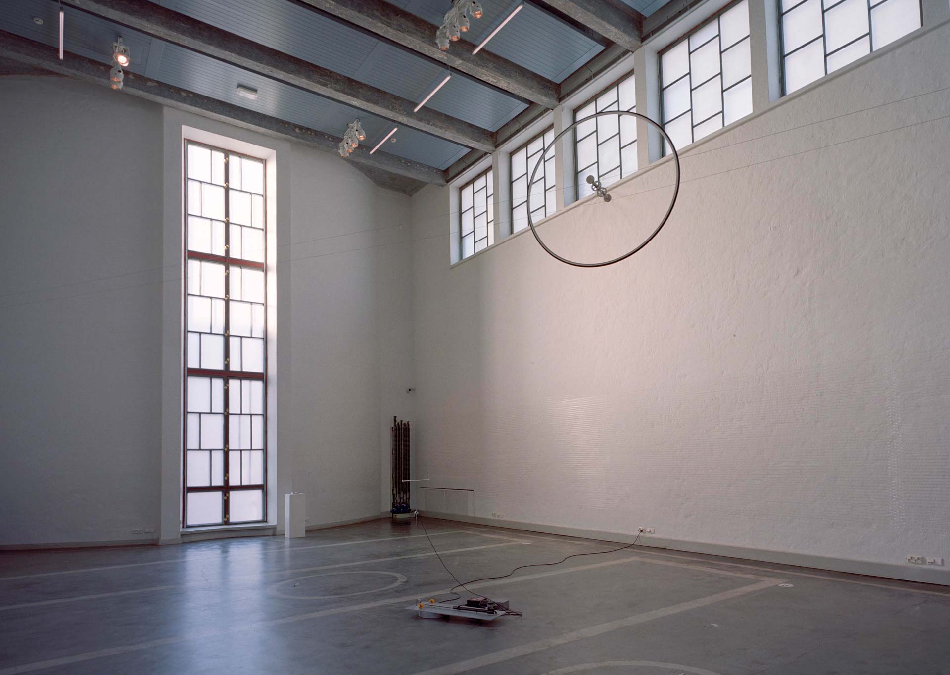 Wanderer of Gravity: wheel floating in air of exhibition space